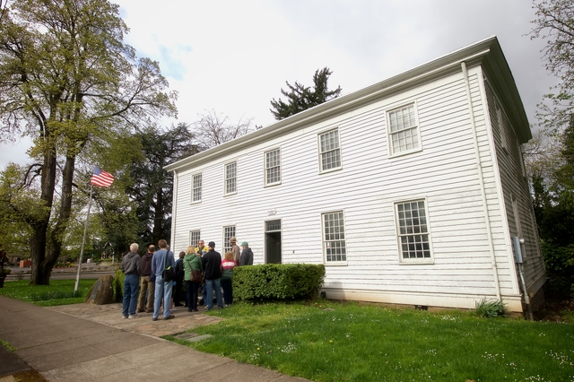 McLoughlin House